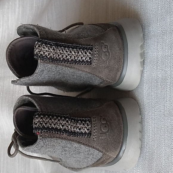 Ugg Freamon Grey Waterproof Chukka Boots men\ display picture 3